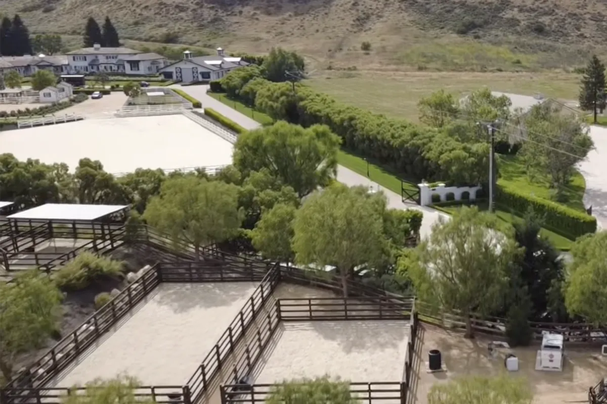 A larger ranch propriety